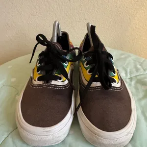 Vans Classic Rainbow Sneakers Women’s 5.5 / Men’s 4 thumbnail 5