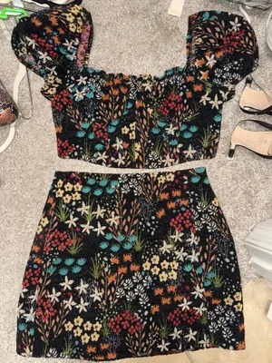 Lizard Thicket Two-Piece Set thumbnail 1