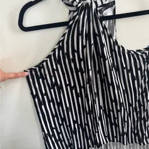 VENUS Black and White Keyhole Halter Blouse thumbnail 4