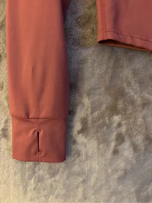Fashion Athletic Jacket Women’s Size M Cropped Full Zip-Up Jacket in Rust thumbnail 5