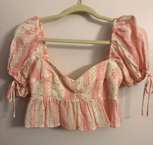 Olivaceous Red and White Linen Top thumbnail 1