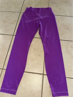 Lululemon Align High Rise 25” Moonlit Magenta Size 6 NWOT thumbnail 3