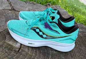 Saucony Ride 15 Running women Shoes size 8 thumbnail 1