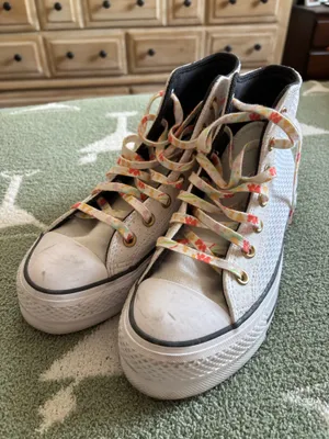 White floral high top converse thumbnail 1