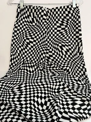 Garage Flair Leg Black & White Leggings thumbnail 1