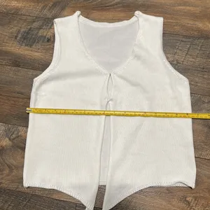 Plain white knit vest Size XS thumbnail 2