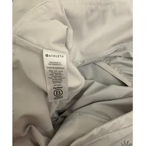 Athleta Activewear Gray White Athletic Gym Running Shorts Size Medium thumbnail 5