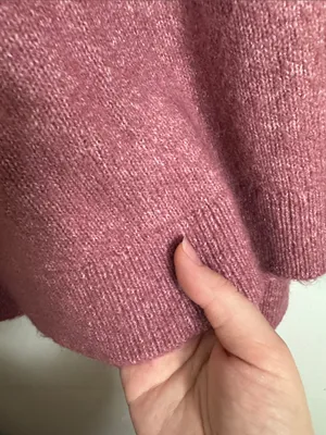 UpWest Resort & Mercantile V-Neck Plush Chunky Sweater Hi Lo Dusty Mauve size M thumbnail 7