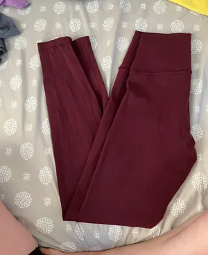 Lululemon Maroon Wunder Under Luon Leggings Size 6 thumbnail 2