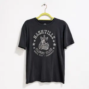 Social Culture Gray Nashville Hillsboro Village Guitar Graphic Tee Sz M thumbnail 2