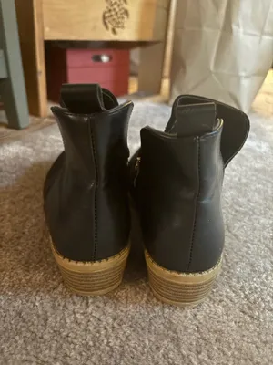 Black boots Size 39 thumbnail 2