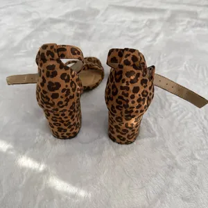 SHEIN Leopard Print Block Heels thumbnail 2