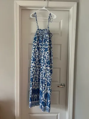 Blue and white crown and ivy dress thumbnail 3