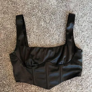 Princess Polly black faux leather crop top bustier thumbnail 5