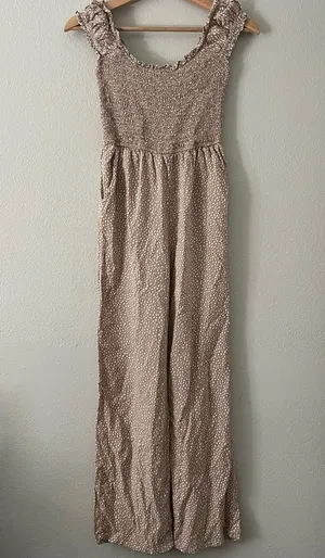 Jessica Simpson smocked sleeveless jumpsuit beige with ivory speckle size xs thumbnail 1