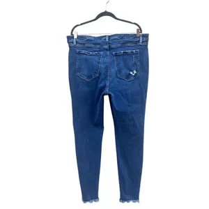 Lane Bryant Signature Fit Mid-Rise Skinny Distressed Raw Hem Jeans Plus Size 20 thumbnail 2