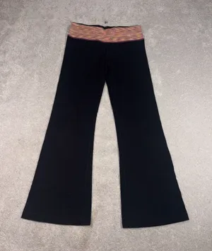 Lululemon Groove Pant Size 6 Black Magnum Dew Berry Flare Yoga thumbnail 1