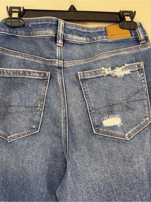 American Eagle Outfitters Mom straight jeans thumbnail 8