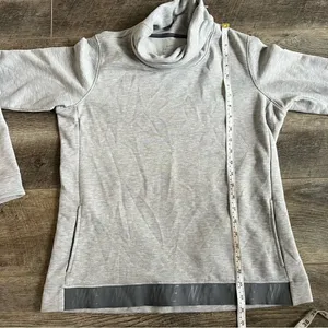 Nike Dry Cowl Funnel Neck Pullover Top Heather Gray Medium thumbnail 14