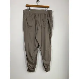 L.L.Bean Women’s Plus 1X Taupe Jogger Pants Lightweight Stretch thumbnail 2