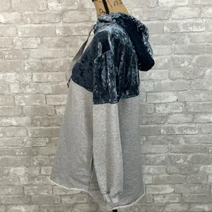 Gimmicks Velvet Hooded Sweatshirt thumbnail 3