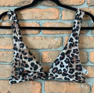 ASOS Swim Womens Leopard Print Triangle Bikini Top Brown Black US 6 F100251 thumbnail 1