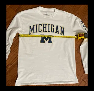 Fanatics Michigan University unisex longsleeves t-shirt- size Medium thumbnail 6
