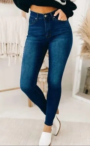 NWT KanCan Classic High Rise Super Skinny Jeans Sz 0 / 23 thumbnail 1