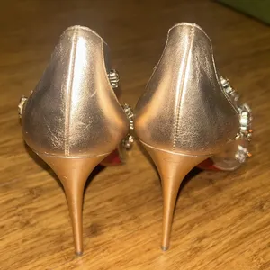 Christian Louboutin Degraqueen Clear Pointed Toe Pump size 38.5 thumbnail 5