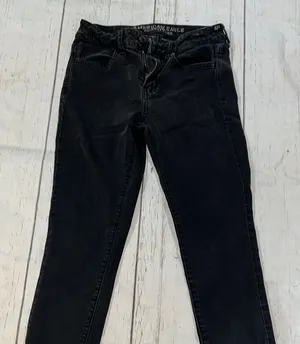 American Eagle black high rise skinny jeans thumbnail 1