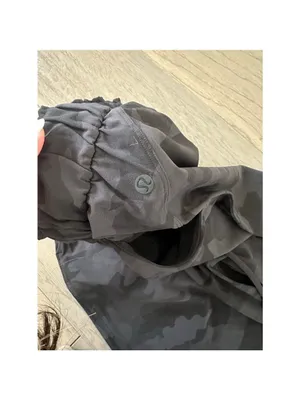 Lululemon Black Grey Camo Pants Size 4 thumbnail 5
