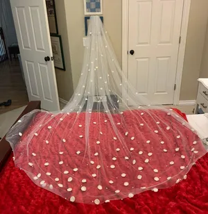 Cathedral Wedding Veil White thumbnail 1