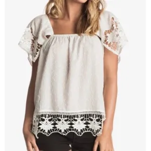 Roxy Crochet Lace Swiss Dot Top Womens Small White Off Shoulder Boho Peasant‎ thumbnail 4