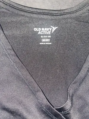 Old Navy Cropped Active Top thumbnail 2
