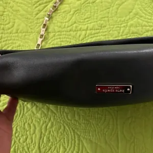✨ EUC Kate Spade ♠️ Bow Studded Shoulder Terrace Felicia Bag thumbnail 14