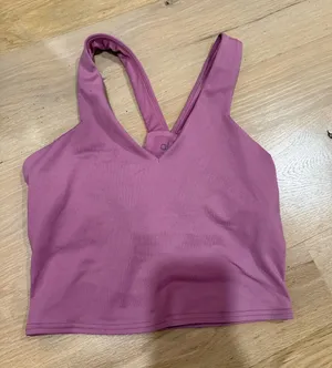 Alo Yoga Tank Top thumbnail 1