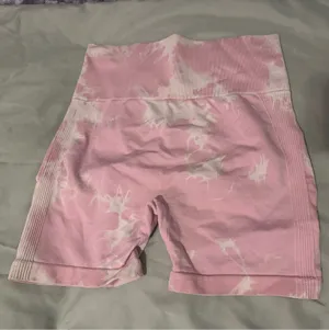 Butt scrunch shorts Pink thumbnail 1