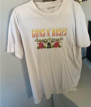 Garage T-Shirt thumbnail 1