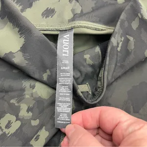Vuori Stride Pocket Leggings‎ Size Small Green Camo Women’s High Waist VW429 thumbnail 2