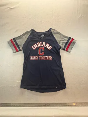 ‘47 Cleveland Indians Rally Together Women’s V Neck T Shirt Navy Gray M MLB thumbnail 2