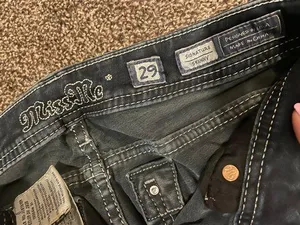 Miss Me Skinny Jeans thumbnail 4