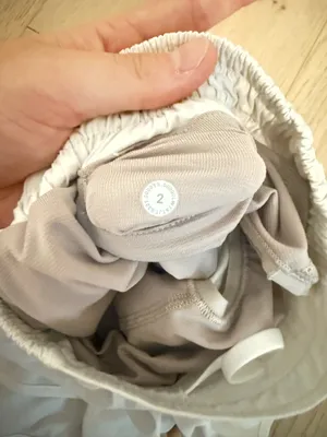 Lululemon Shorts Hotty Hot thumbnail 2