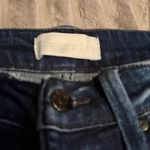 Petra 153 Womens High‎ Rise Wide Leg Jeans Dark Wash Raw Hem Size 5/26 thumbnail 3