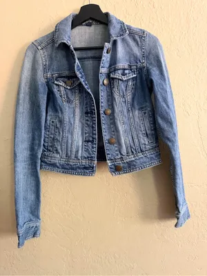 American Eagle Outfitters Light Blue Denim Jacket thumbnail 1