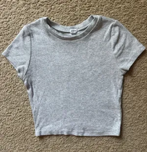 Garage crop tee thumbnail 1