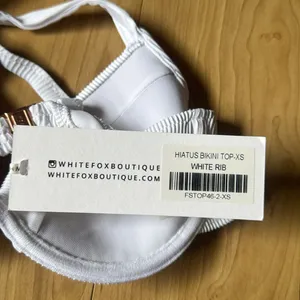White Fox Boutique HAITUS BIKINI TOP thumbnail 3