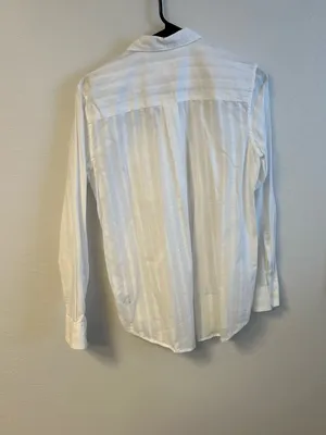 GAP Men's White Long-Sleeve Stripe Button-Down Shirt thumbnail 3
