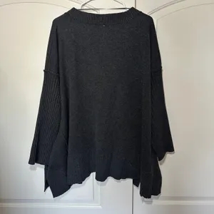 Free People Orion A Line Tunic Women's L Lagenlook Oversized‎ V Neck Sweater thumbnail 5