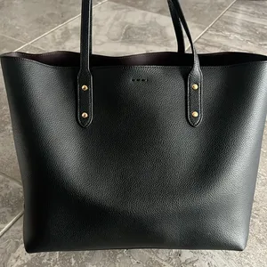 Coach Town Tote in Black with Gold Tone, Auth Code #C2091-72673 EXCELLENT! $280 thumbnail 5