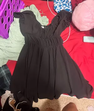 black flowy dress thumbnail 1
